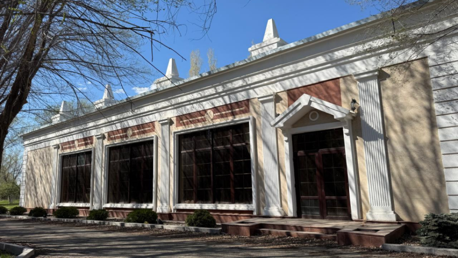 Atyraýdaǵy balalar lagerine aınalýy tıis rezıdensıa nege áli ashylmady?