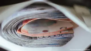 قازاقستاندا جالاقىنى «قالتادا» بەرۋگە تىيىم سالىنادى: بۋحگالتەرلەرگە ەسكەرتۋ حابارلامالارى جىبەرىلەدى