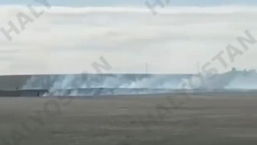 Aqtóbe oblysynda belgisiz ushatyn apparat qulady: arnaıy qyzmetter jumys isteýde