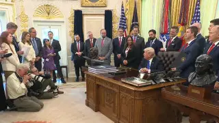 Трамп Иранды жеңдік деп мәлімдеп, Украинадағы жағдайға НАТО-ны кінәлады