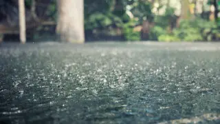 Qazaqstanǵa jańbyr, naızaǵaı men burshaq jaýyp, aýa temperatýrasy +32°C deıin jetedi