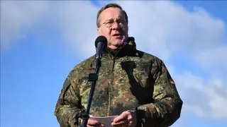 Германия отреагировала на вывод войск США: Европа должна полагаться на себя