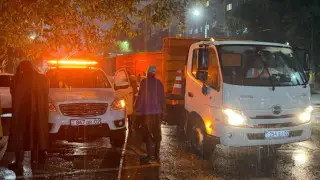 Алматыда рекордты жаңбыр жауды: Осақтар қашан тоқтайды?