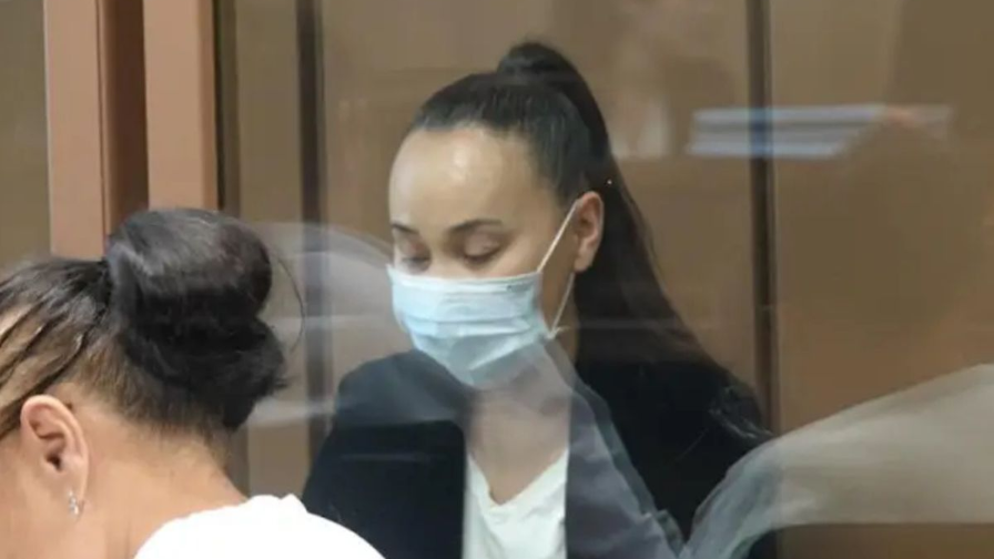 پەريزات قايراتتىڭ مەرزىمىنەن بۇرىن بوساتىلۋى: قىجك شارتتارىن ءتۇسىندىردى