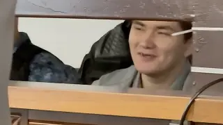 حلادنوكروۆنىي وتۆەت پودوزريەۆاەموگو ۆ اتىراۋ: سۋد زا ۋبييستۆو سەمي