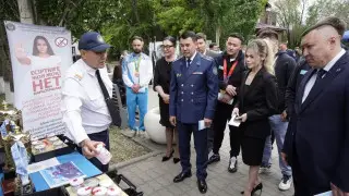Álem chempıondary Semeıde jasóspirimdermen qaýipsizdik týraly áńgimelesti