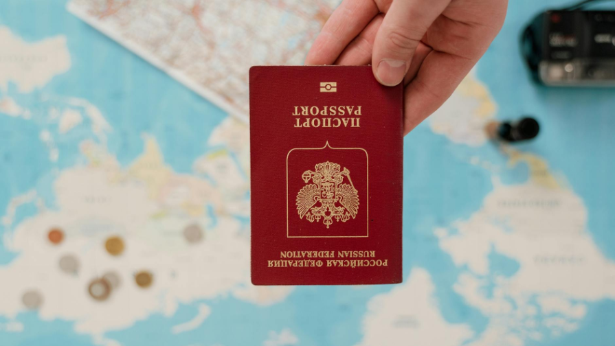 US Eases Green Card Rules for Residents: Who Benefits?