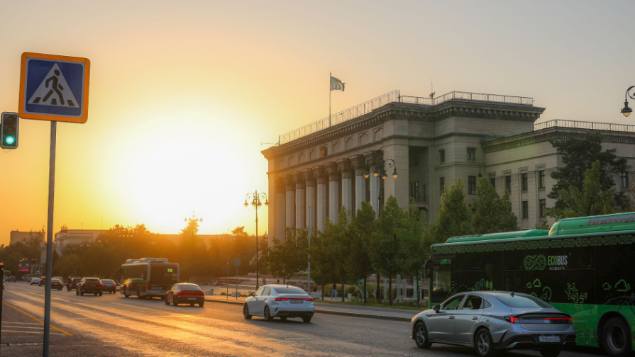 Car Sale Gone Wrong: Man Stabbed, Vehicle Stolen in Almaty