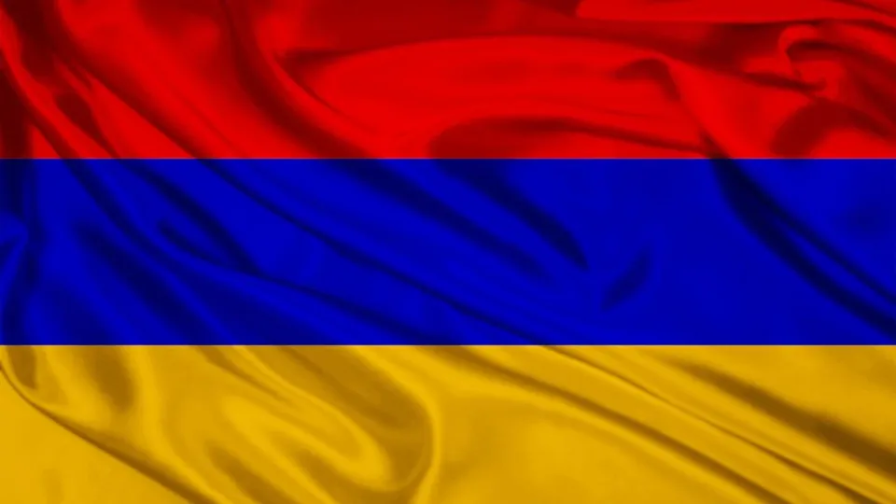 Арменияда парламент сайлауы сайлау комиссиясы мүшелерін ұстаумен басталды