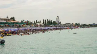 Kazahstan zapýskaet 15 dopolnıtelnyh poezdov k letnım kýrortam